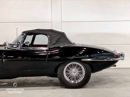 Jaguar E-Type Series 1 OTS 4.2 Zes-in-Lijn Cabriolet 1967, DZ-73-87