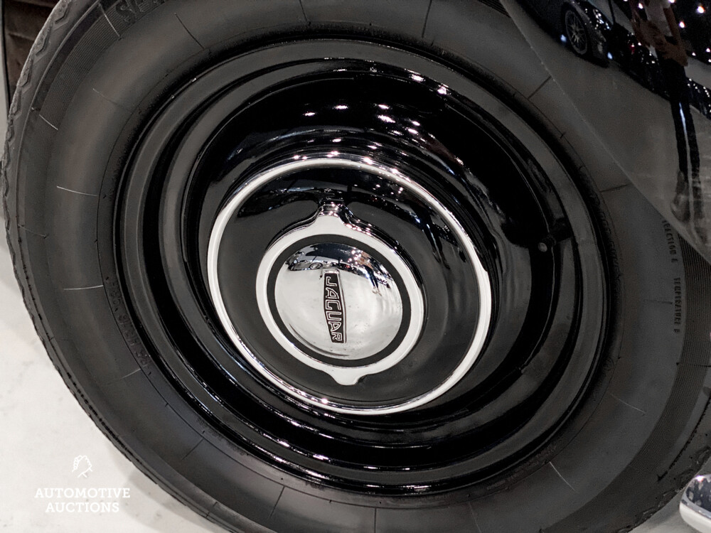 Jaguar Mark V DHC 170 PS 1951, AM-72-75.