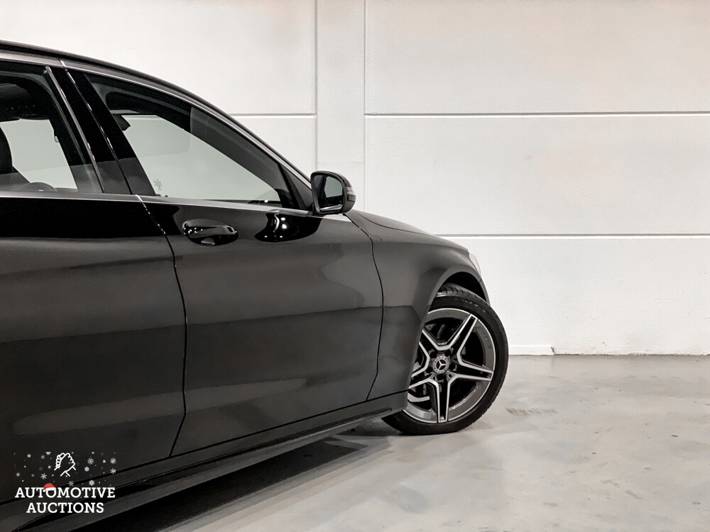 Mercedes-Benz C180 AMG Premium Plus Pack C-Klasse 156PS 2021, P-860-VN -Werksgarantie-.