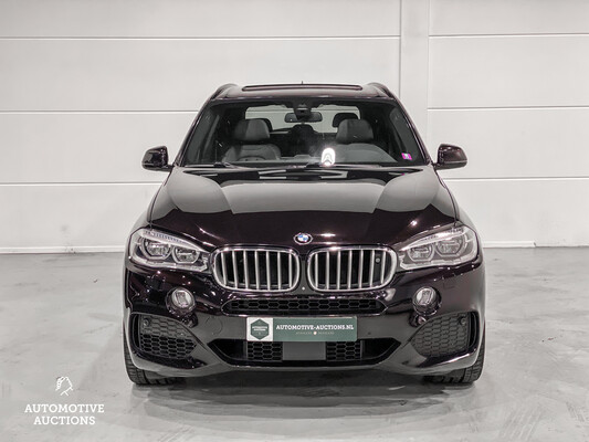 BMW X5 xDrive50i 449pk 2014, N-530-TD