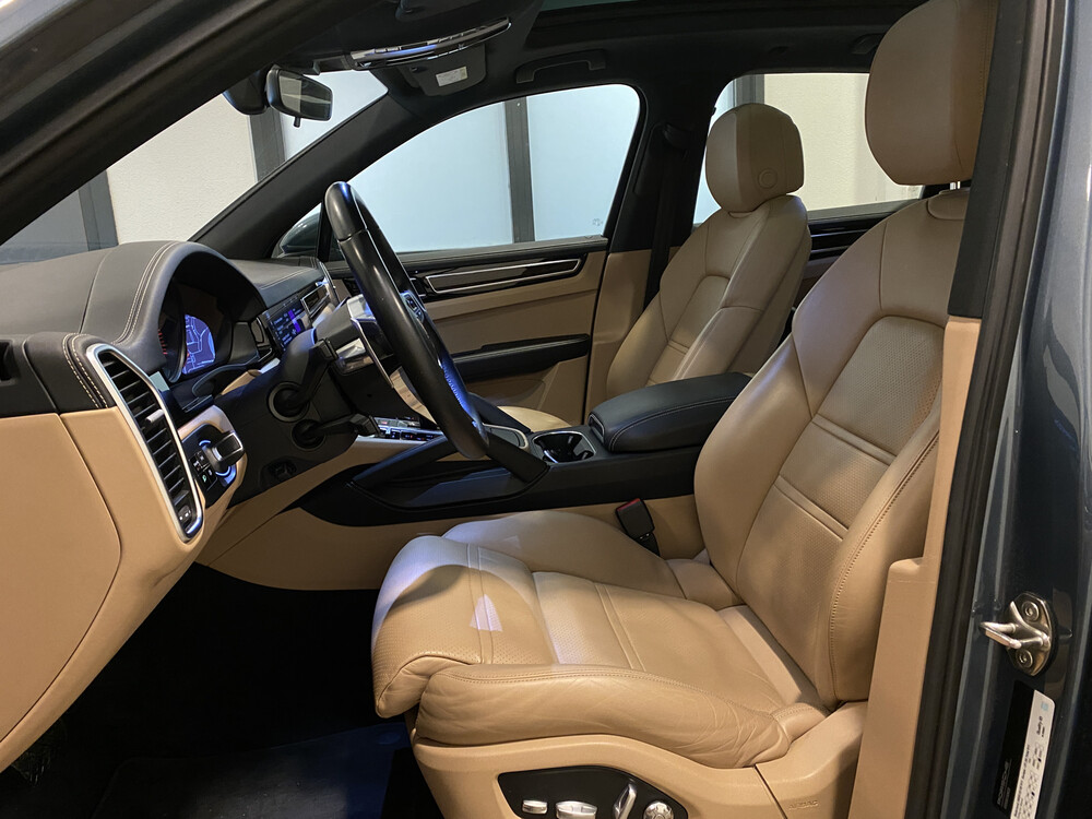 Porsche Cayenne 3.0 V6 340 PS 2018 -Neues Modell-, G-994-JT.