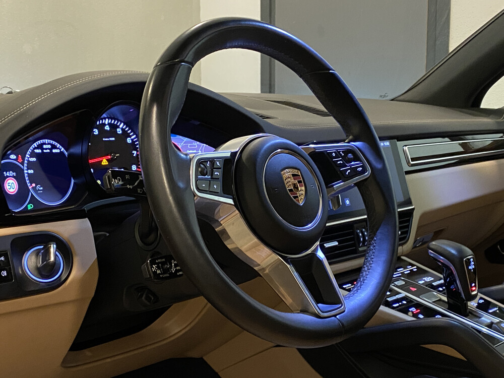 Porsche Cayenne 3.0 V6 340 PS 2018 -Neues Modell-, G-994-JT.