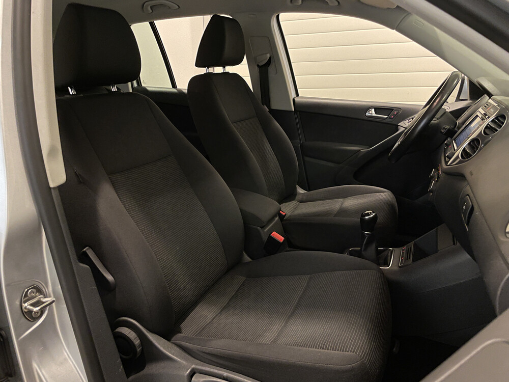 Volkswagen Tiguan TSI Komfort & Design 2012, 84-TKR-5.