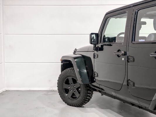 Jeep Wrangler Unlimited 2.8 CRD Rubicon 200pk 2012 Cabriolet, 2-TGJ-65