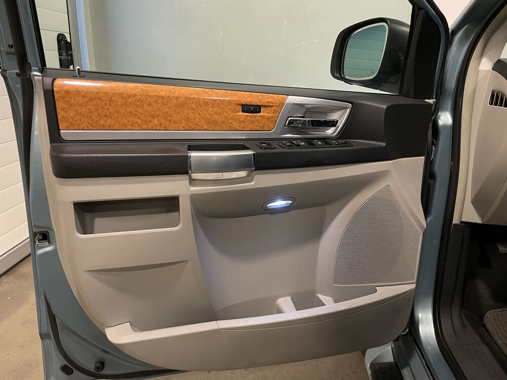 Chrysler Grand Voyager RT 2008 7-Personen.