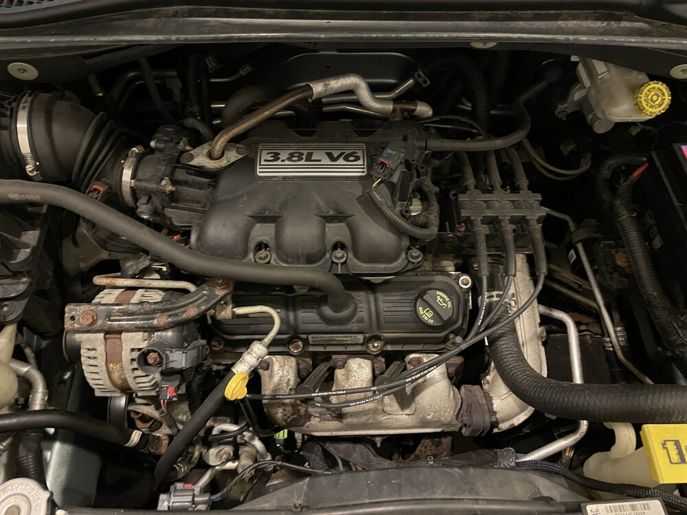 Chrysler Grand Voyager RT 2008 7-Person.