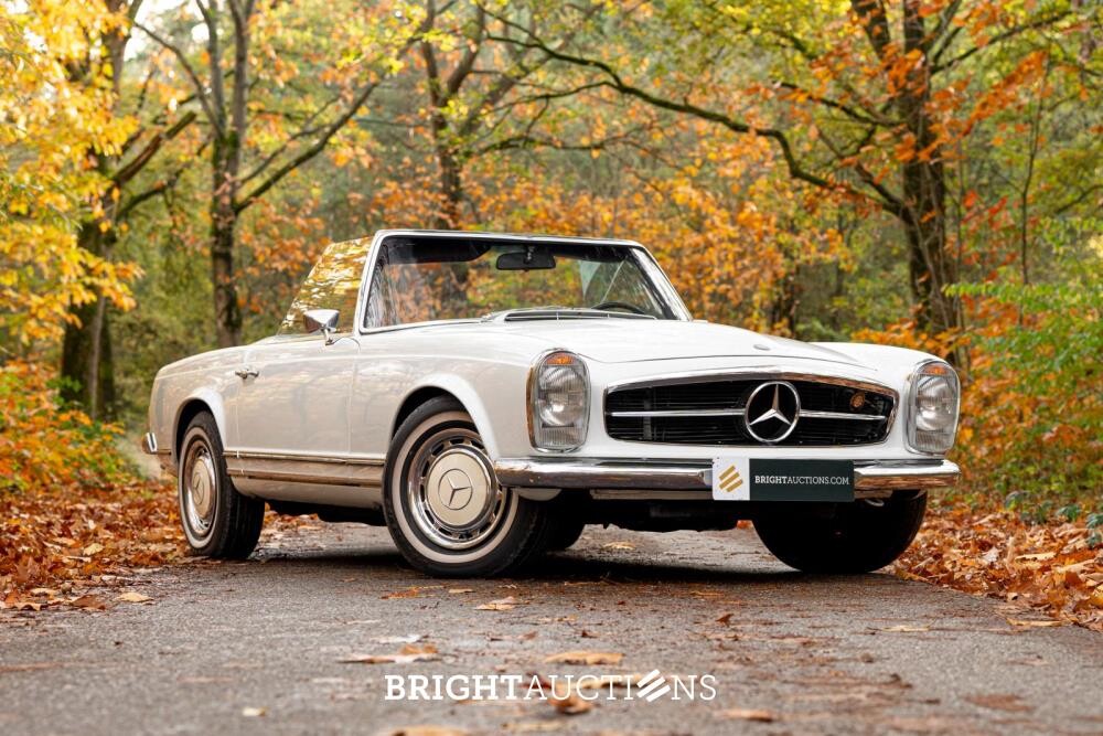 Mercedes-Benz 280 SL Pagode – Handgeschakeld – EU-uitvoering – 2.8 liter zes-in-lijn. 