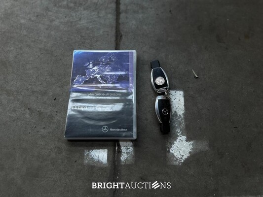 Mercedes-Benz E63 AMG 6.3 V8 -CARBON- 525pk 2010 (Origineel-NL) E-Klasse, 47-LKB-6