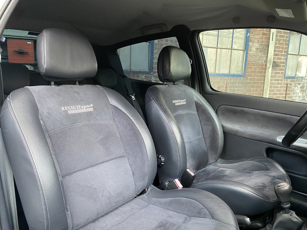 Renault Sport Clio RS 2.0 172pk 2005 -YOUNGTIMER- 