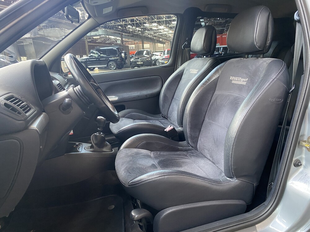 Renault Sport Clio RS 2.0 172pk 2005 -YOUNGTIMER- 