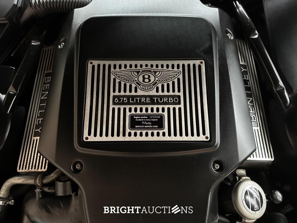 Bentley Arnage 6.8 V8 Red Label 405PK 2001 (Origineel-NL), 31-GN-KD