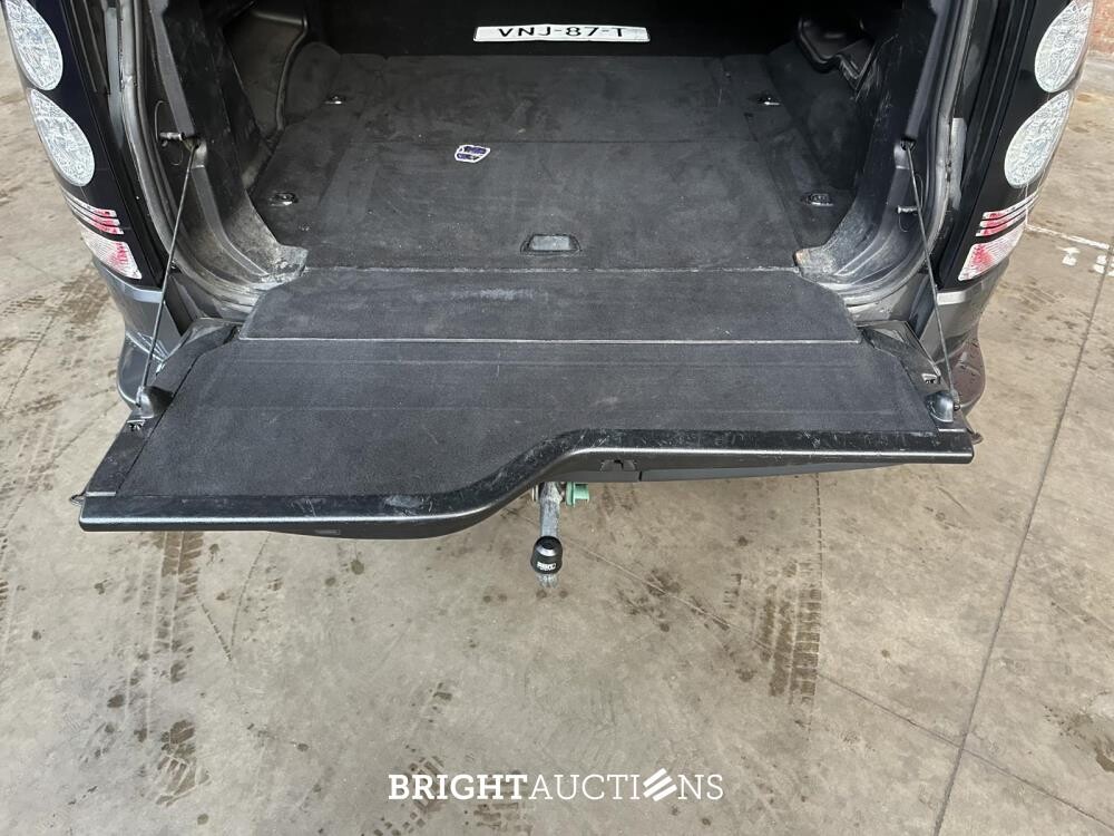 Land Rover Discovery 4 3.0 SDV6 SE HSE 256pk 2015, VNJ-87-T