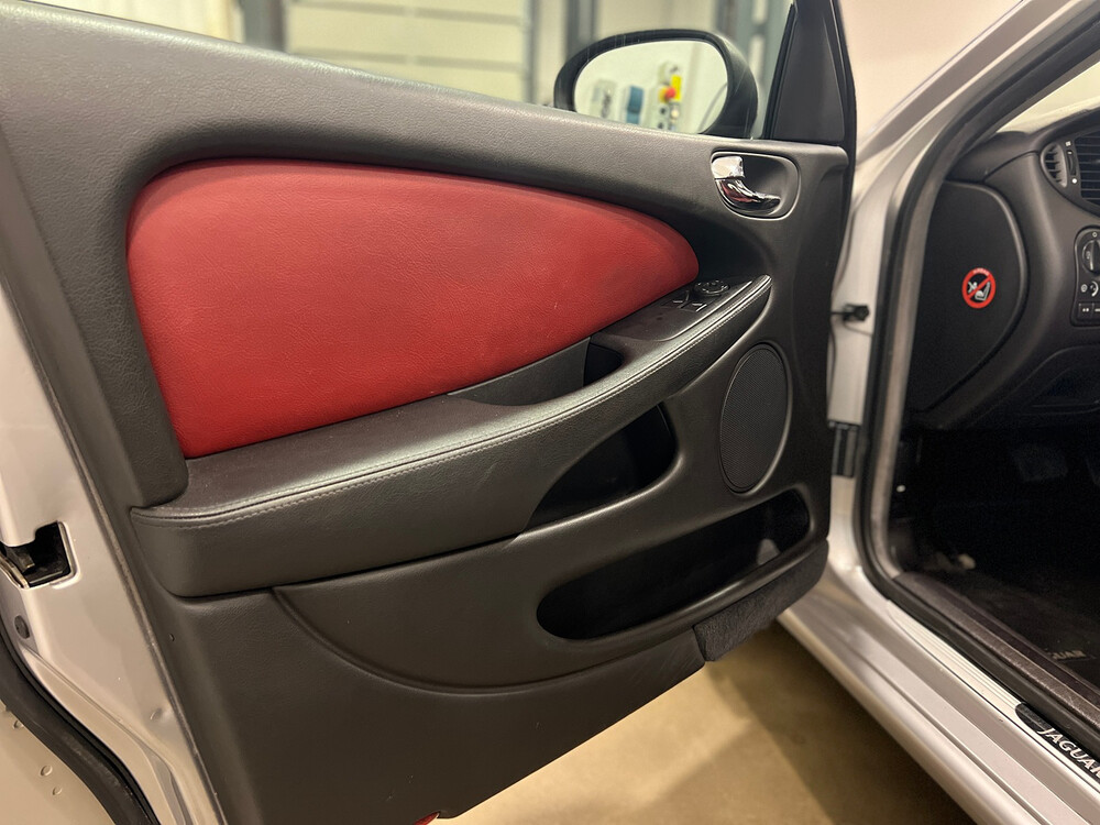 Jaguar X-type 2.0 V6 Executive 156pk 2003 -Org. NL-, 22-LZ-TK