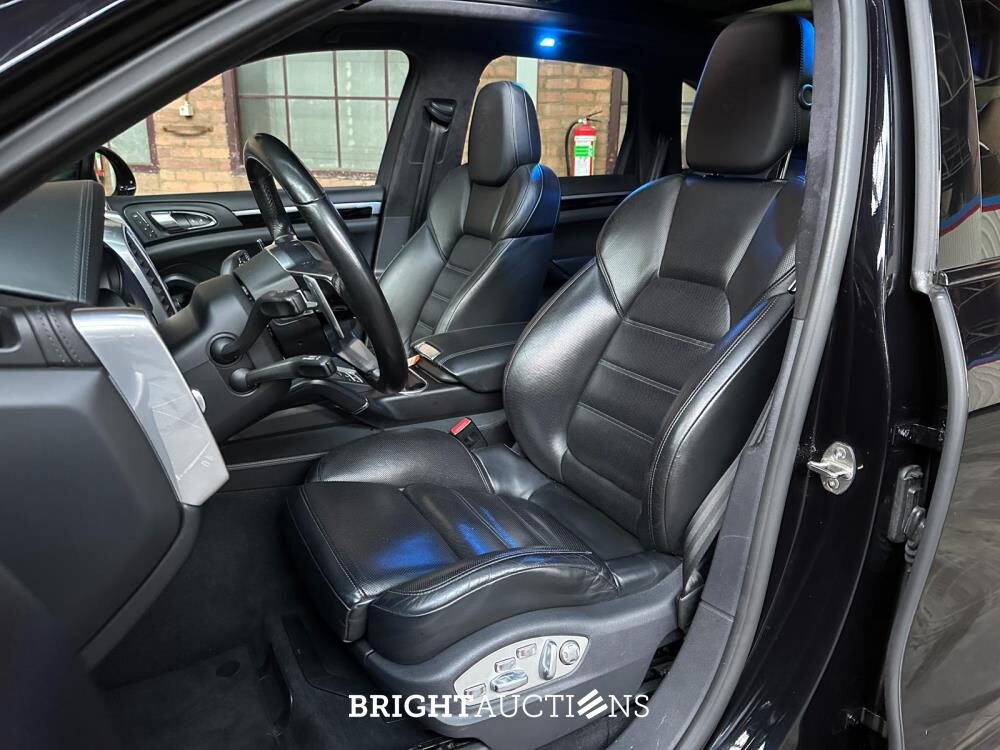 Porsche Cayenne 3.6 S 420pk 2014, K-204-BH