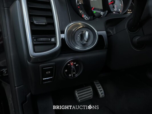 Porsche Cayenne 3.6 S 420pk 2014, K-204-BH