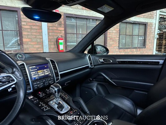 Porsche Cayenne 3.6 S 420pk 2014, K-204-BH