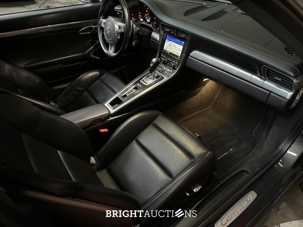 Porsche 911 991 Carrera 4 3.4 Coupe 349pk 2013, JBL-10-N