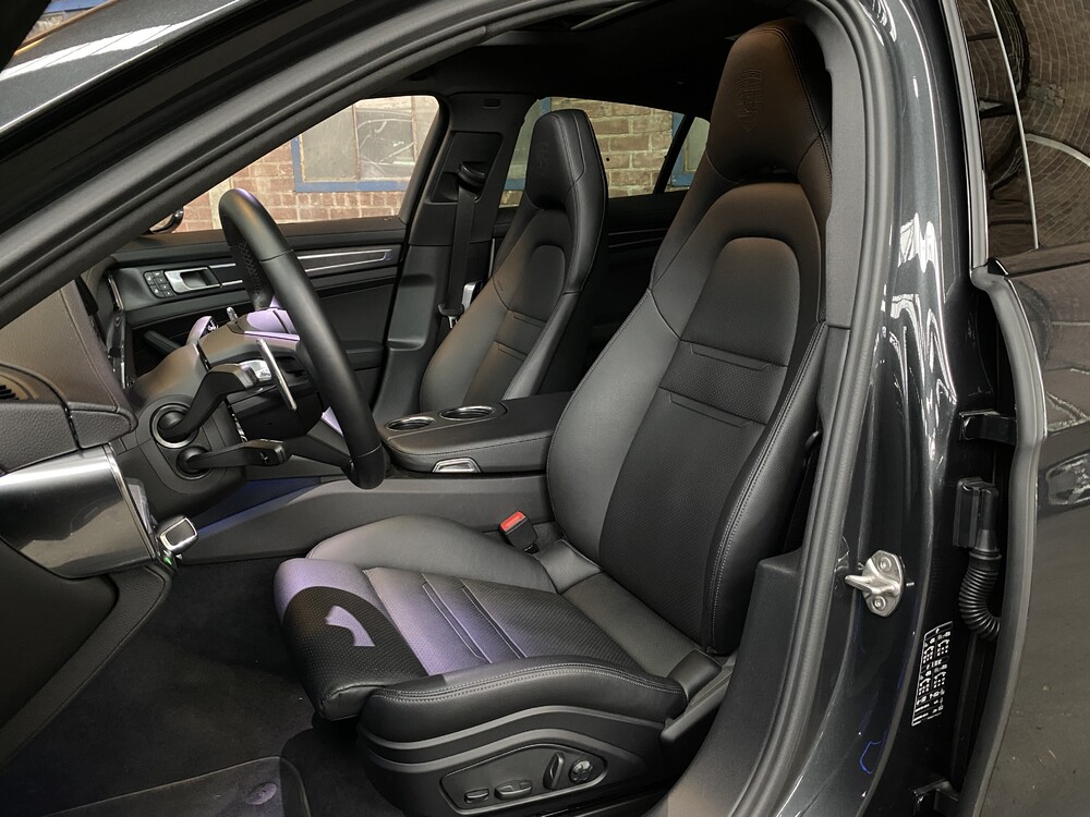 Porsche Panamera 4 E-Hybrid SportChrono 462PS 2022 -GARANTIE-.
