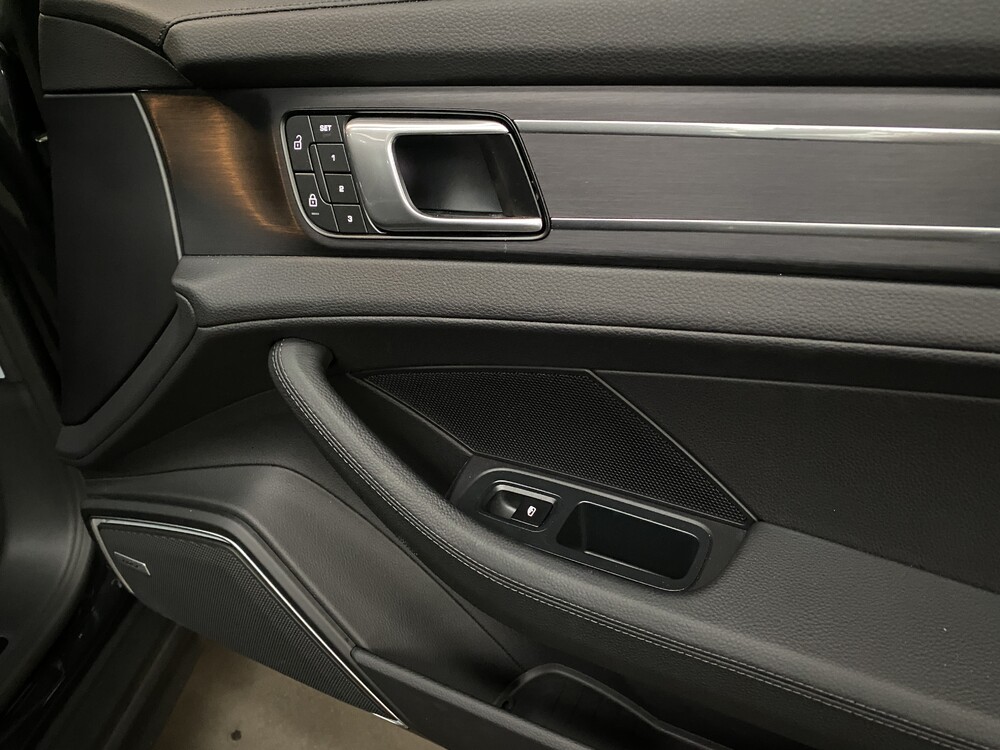 Porsche Panamera 4 E-Hybrid SportChrono 462PS 2022 -GARANTIE-.