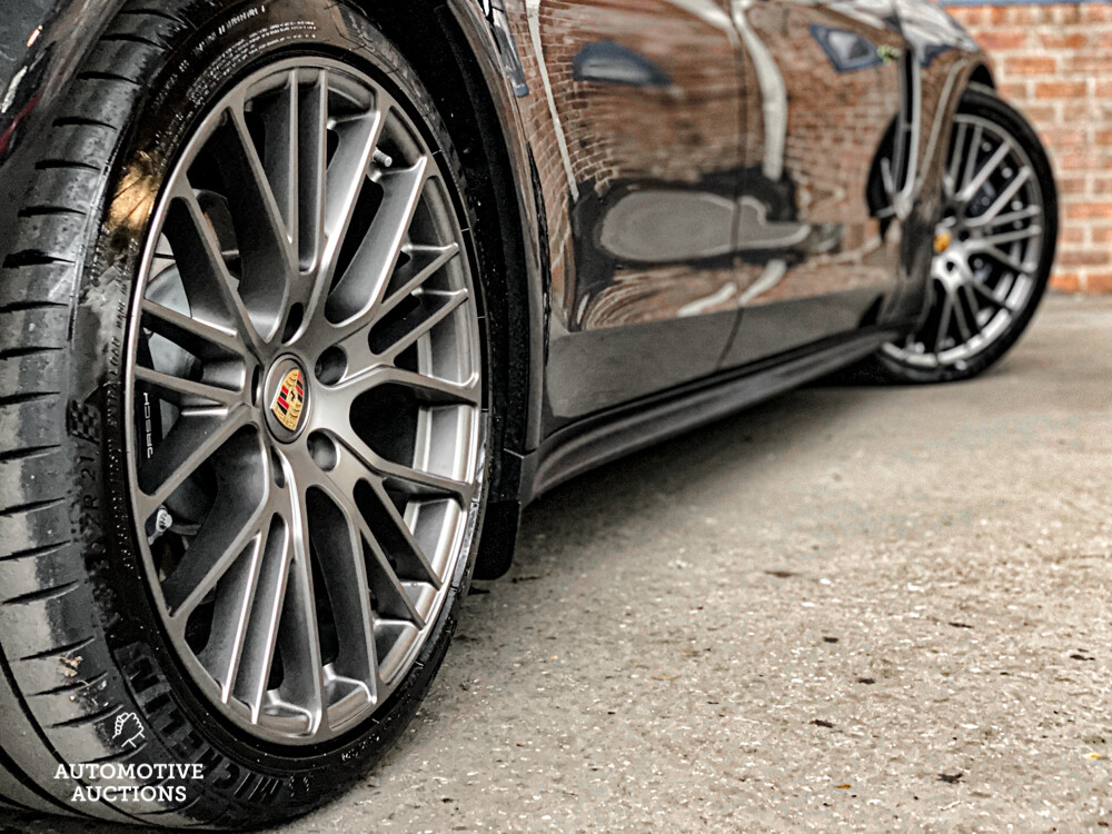 Porsche Panamera 4 E-Hybrid SportChrono 462PS 2022 -GARANTIE-.
