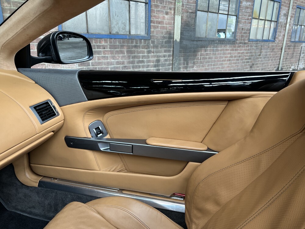 Aston Martin DB9 Volante 6.0 V12 476 PS 2010 Cabrio, P-330-GJ.