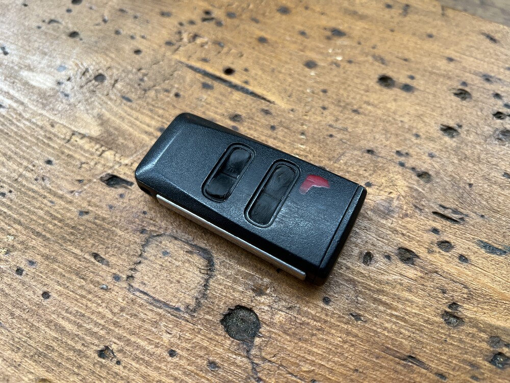 Aston Martin DB9 Volante 6.0 V12 476 PS 2010 Cabrio, P-330-GJ.