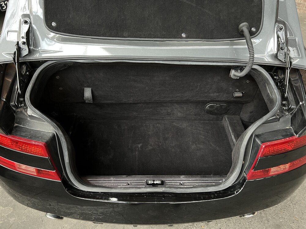 Aston Martin DB9 Volante 6.0 V12 476 PS 2010 Cabrio, P-330-GJ.