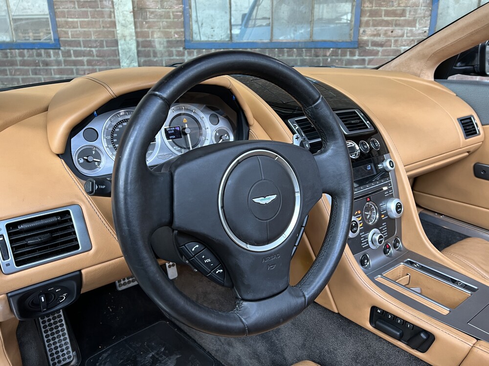Aston Martin DB9 Volante 6.0 V12 476 PS 2010 Cabrio, P-330-GJ.