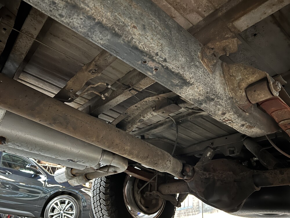 Ausweichen D200 5.9 182 PS 1974, 65-YD-23.