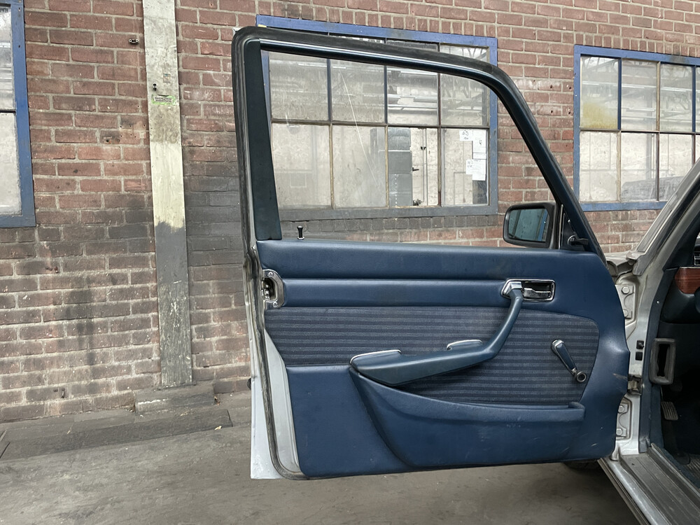 Mercedes-Benz 280S W116 160pk 1974 S-Klasse, 99-YD-68