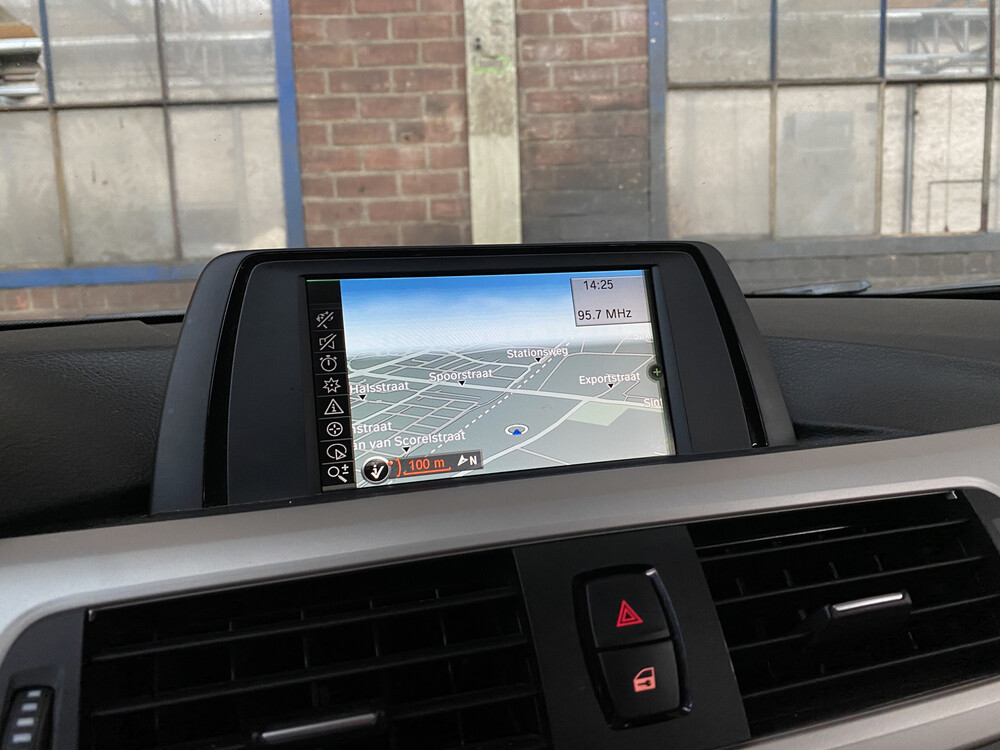 BMW 318d Touring High Executive 3er 136PS 2013, PV-088-R