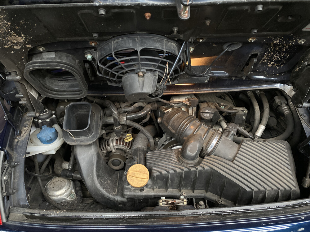 Porsche 911 Carrera 4 Coupe 300PS 2000, JK-936-Z