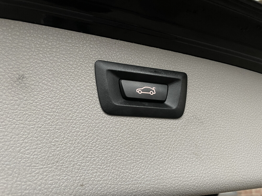 BMW 320i Touring High Executive 3er 184PS 2014, 6-TZT-56