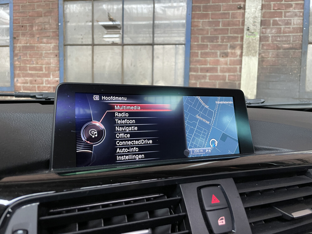 BMW 320i Touring High Executive 3er 184PS 2014, 6-TZT-56