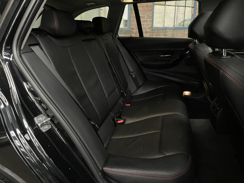 BMW 320i Touring High Executive 3er 184PS 2014, 6-TZT-56