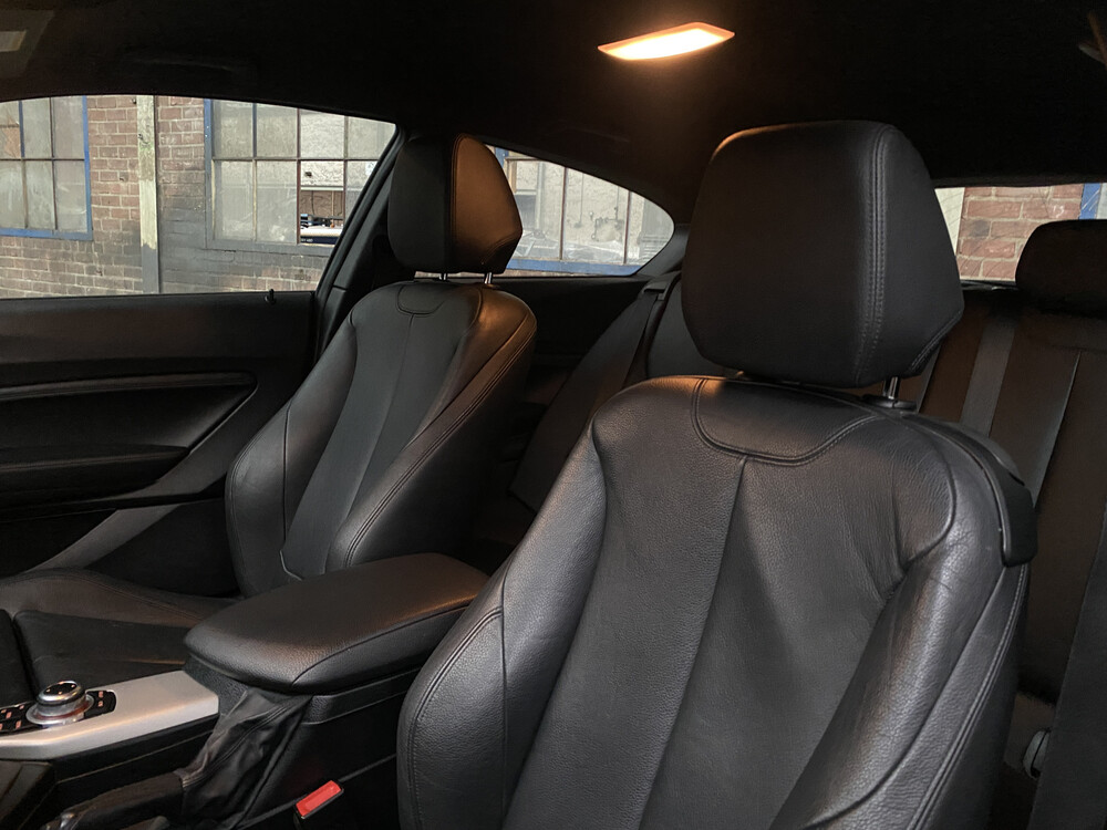 BMW 116i M Paket 136PS 2013 -Ursprünglich. EN- 1-Serie, 6-KBS-57