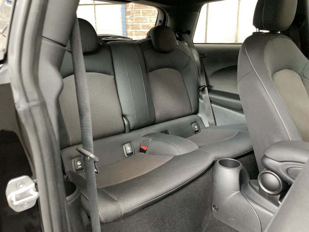 Mini One Chili 1.5 102PS 2020, R-818-SB -Herstellergarantie-