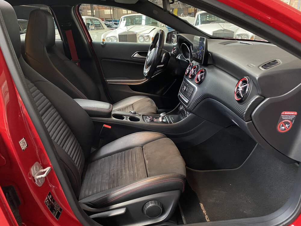 Mercedes-Benz A45 AMG 4Matic 2017 381hp A-class, XS-611-R