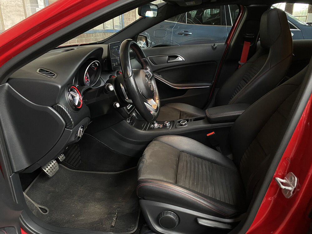 Mercedes-Benz A45 AMG 4Matic 2017 381hp A-class, XS-611-R