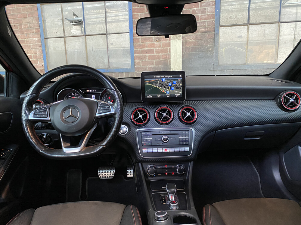 Mercedes-Benz A45 AMG 4Matic 2017 381hp A-class, XS-611-R