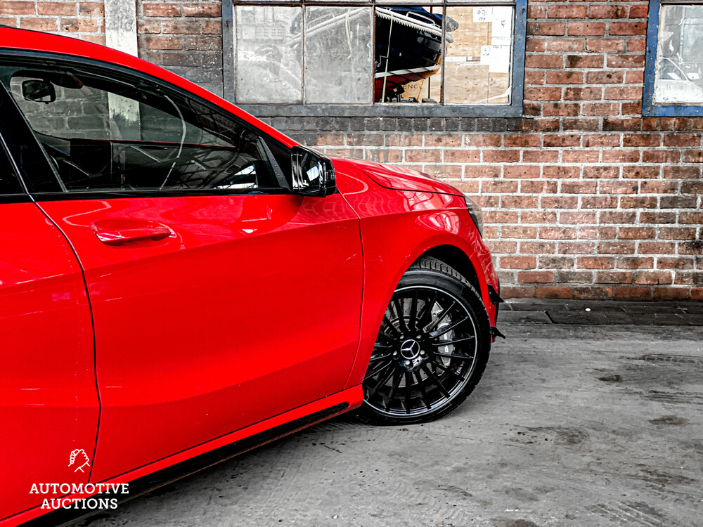 Mercedes-Benz A45 AMG 4Matic 2017 381hp A-class, XS-611-R