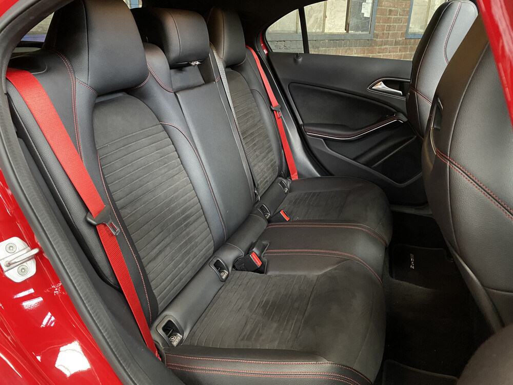 Mercedes-Benz A45 AMG 4Matic 2017 381hp A-class, XS-611-R