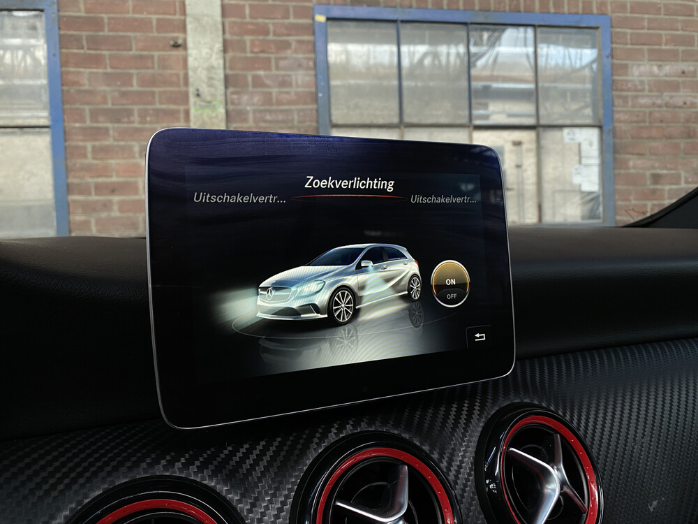 Mercedes-Benz A45 AMG 4Matic 2017 381hp A-class, XS-611-R