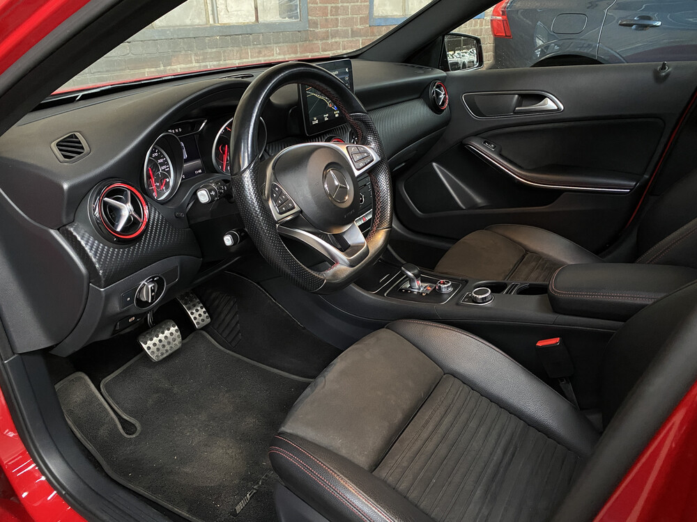 Mercedes-Benz A45 AMG 4Matic 2017 381hp A-class, XS-611-R