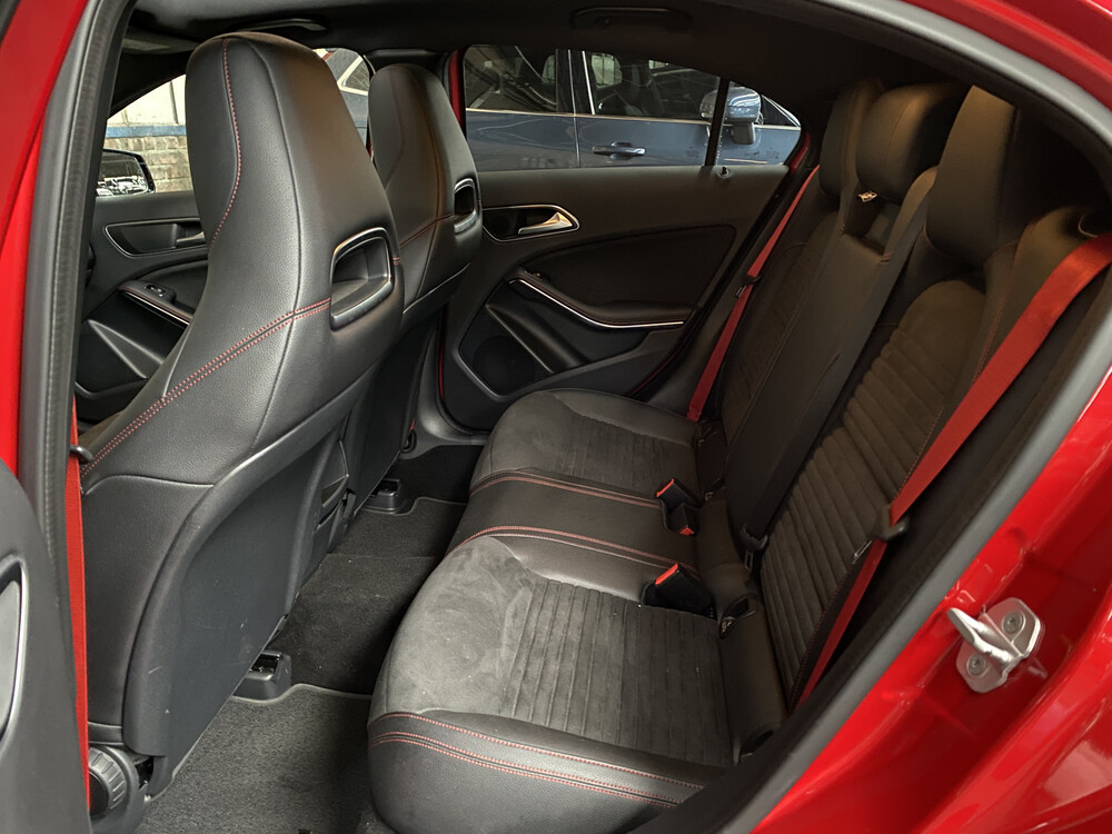 Mercedes-Benz A45 AMG 4Matic 2017 381hp A-class, XS-611-R