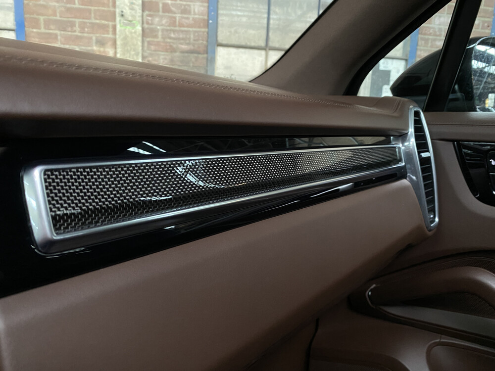 FOTOS! DMN Porsche Cayenne 3.0 E-Hybrid 462PS 2018 SportChrono -Org. NL-, TL-795-R