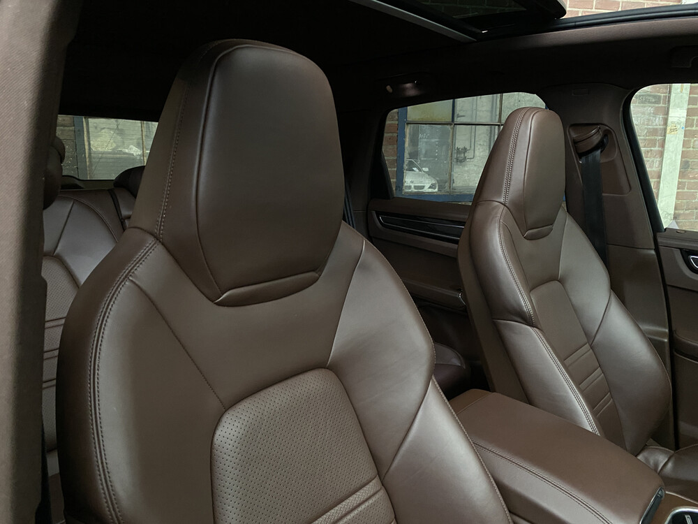 FOTOS! DMN Porsche Cayenne 3.0 E-Hybrid 462PS 2018 SportChrono -Org. NL-, TL-795-R