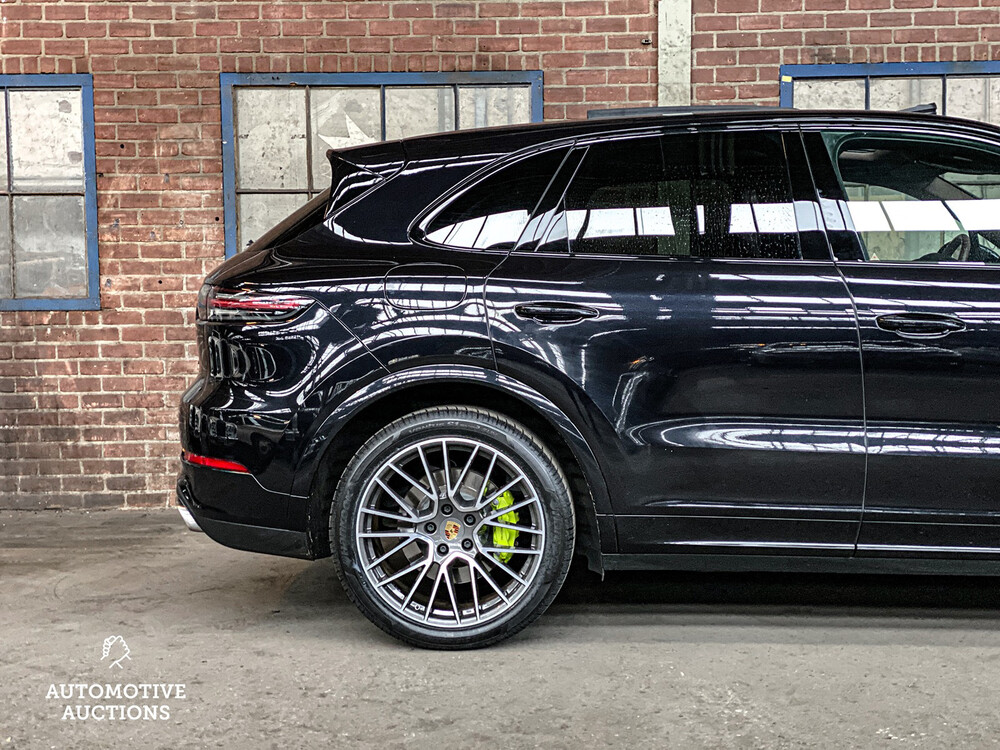 FOTOS! DMN Porsche Cayenne 3.0 E-Hybrid 462PS 2018 SportChrono -Org. NL-, TL-795-R