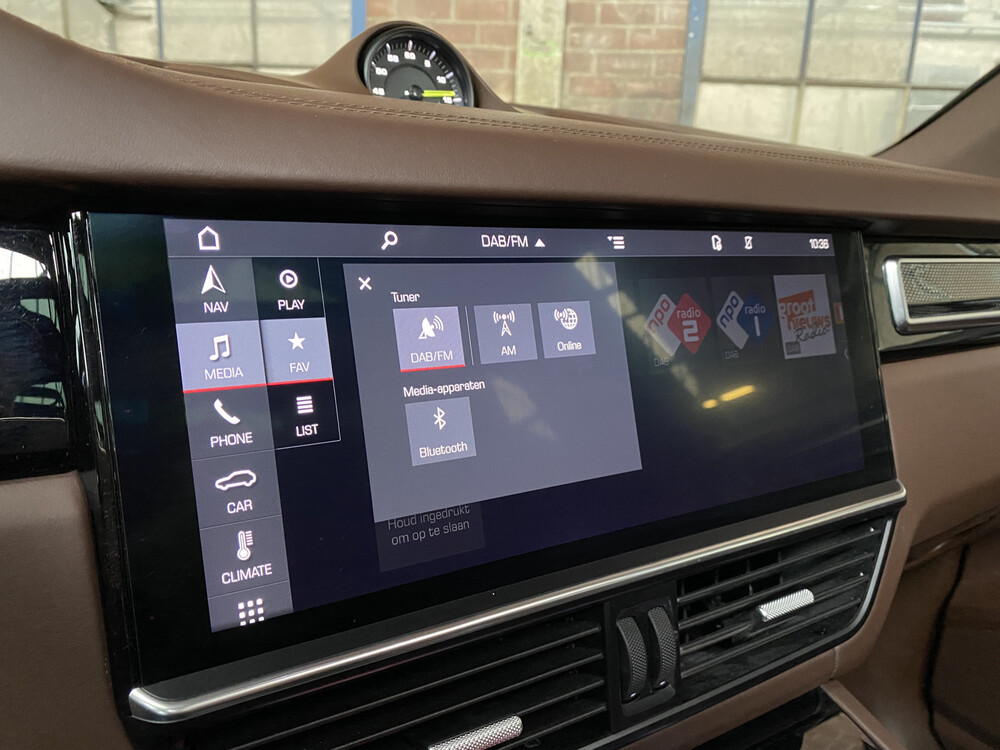 FOTOS! DMN Porsche Cayenne 3.0 E-Hybrid 462PS 2018 SportChrono -Org. NL-, TL-795-R