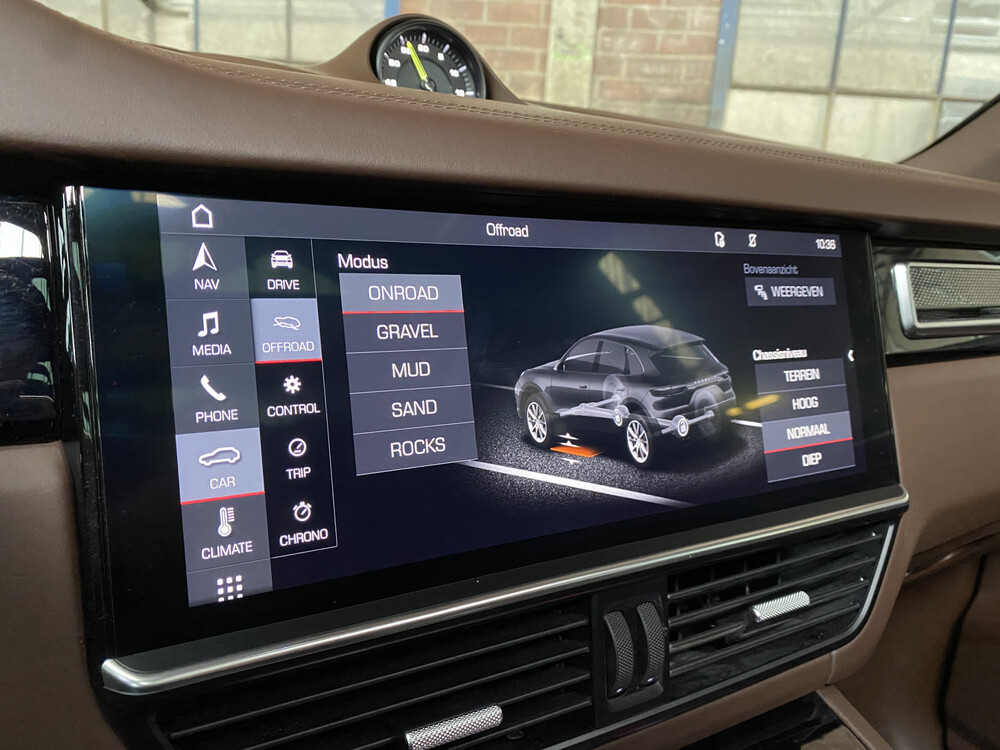 FOTOS! DMN Porsche Cayenne 3.0 E-Hybrid 462PS 2018 SportChrono -Org. NL-, TL-795-R